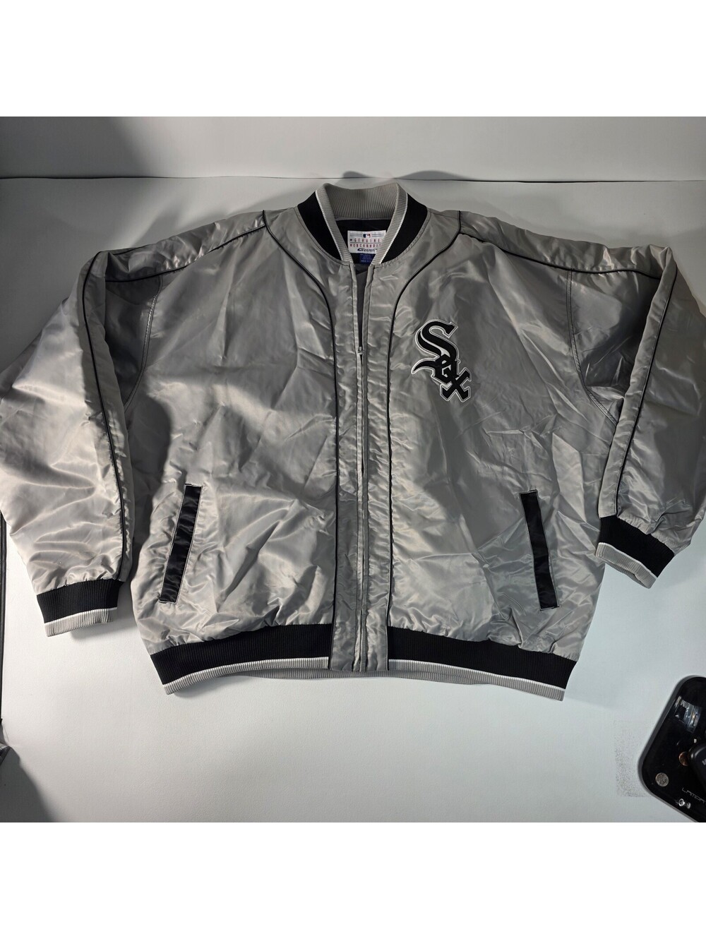 Chicago White Sox GIII Sports Carl Banks Satin Bomber Jacket Size 3XL